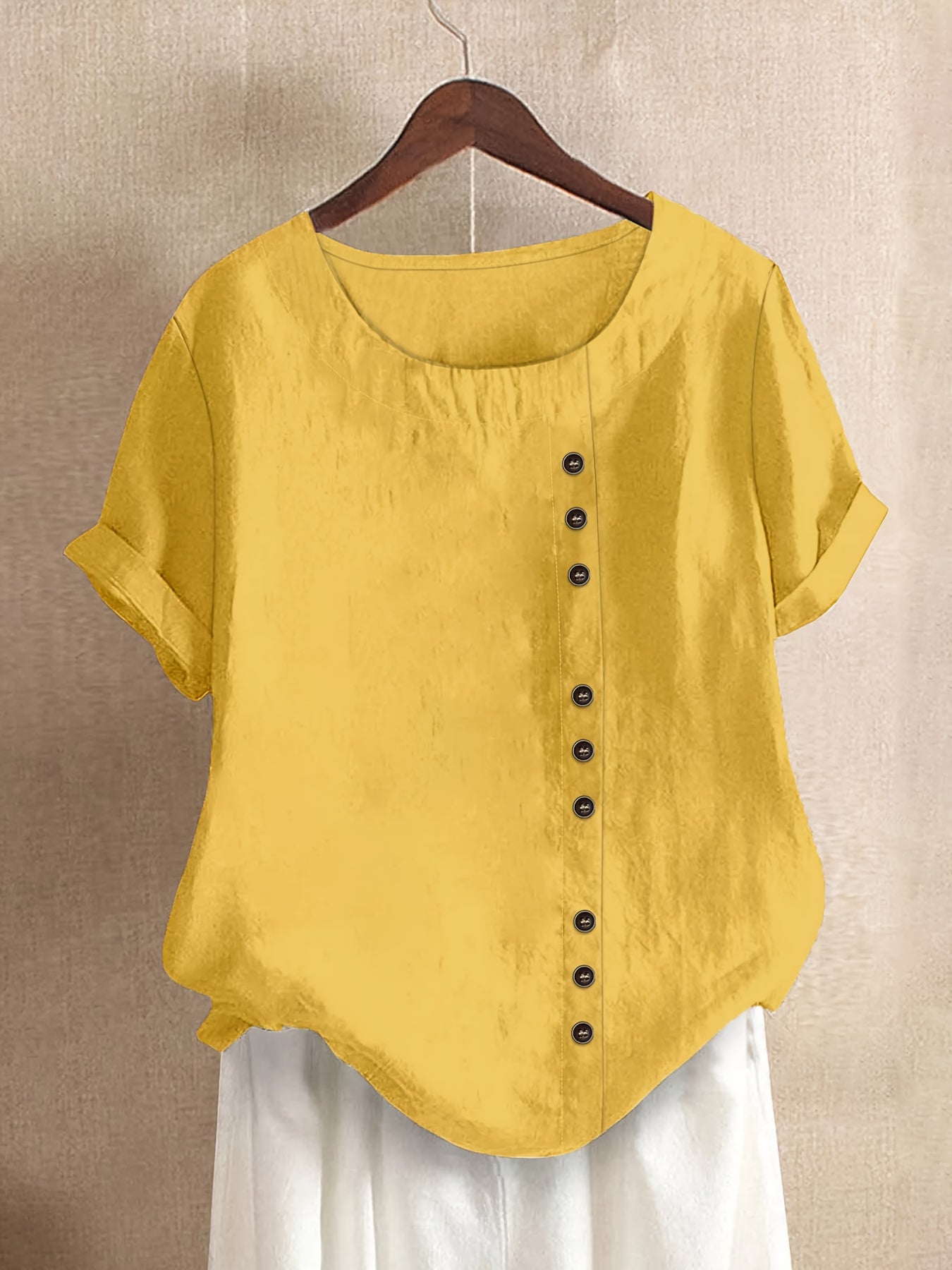 Amaya | Blusa Minimalista con Detalles de Botón