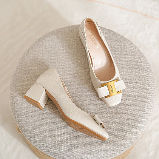 Lucía – Tacones Clásicos Marfil