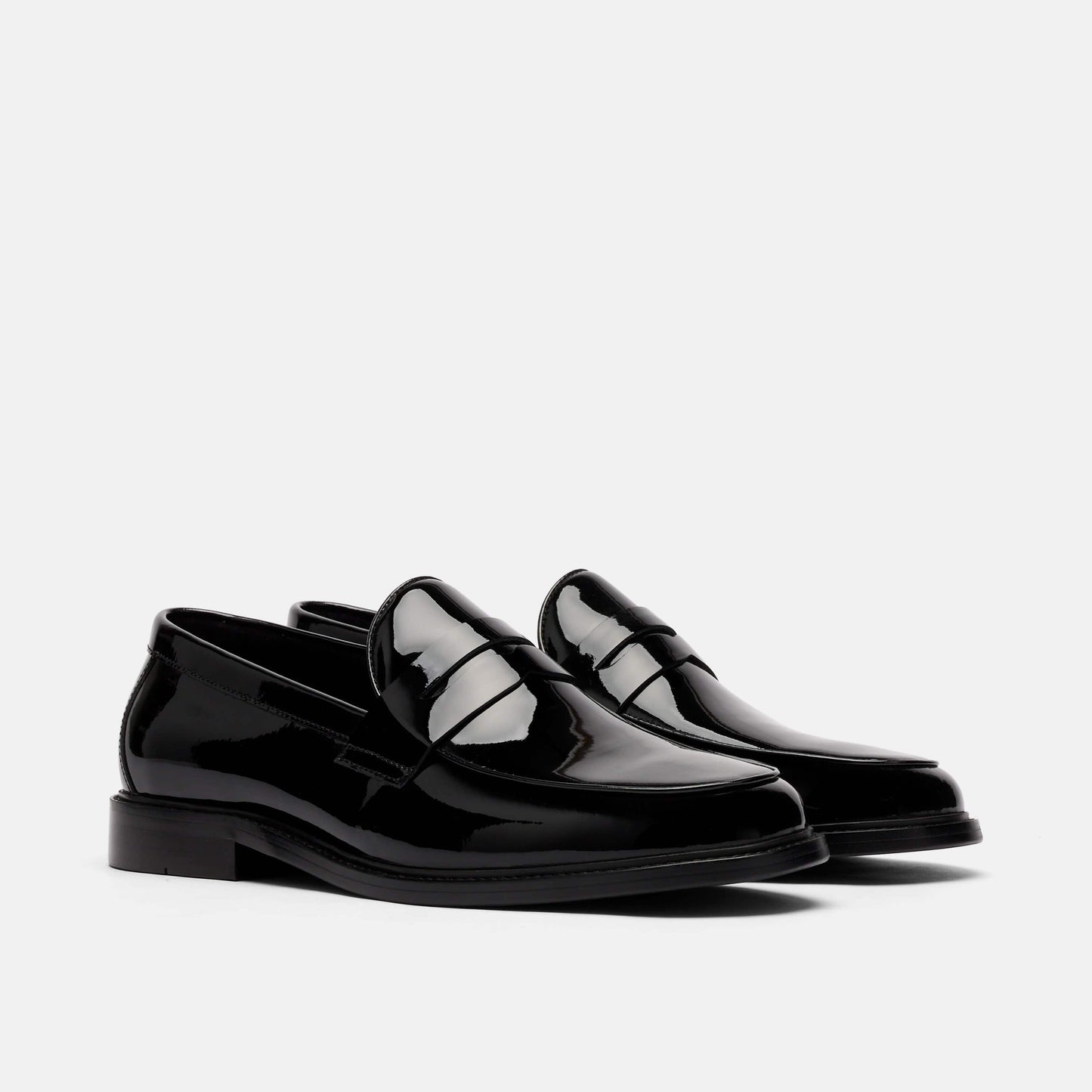 Leo | Mocasines de Charol Negro