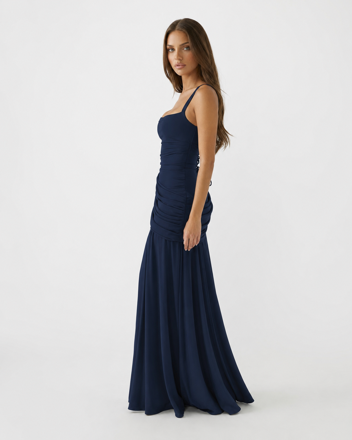 Aveline | Vestido Maxi de Silueta Esculpida