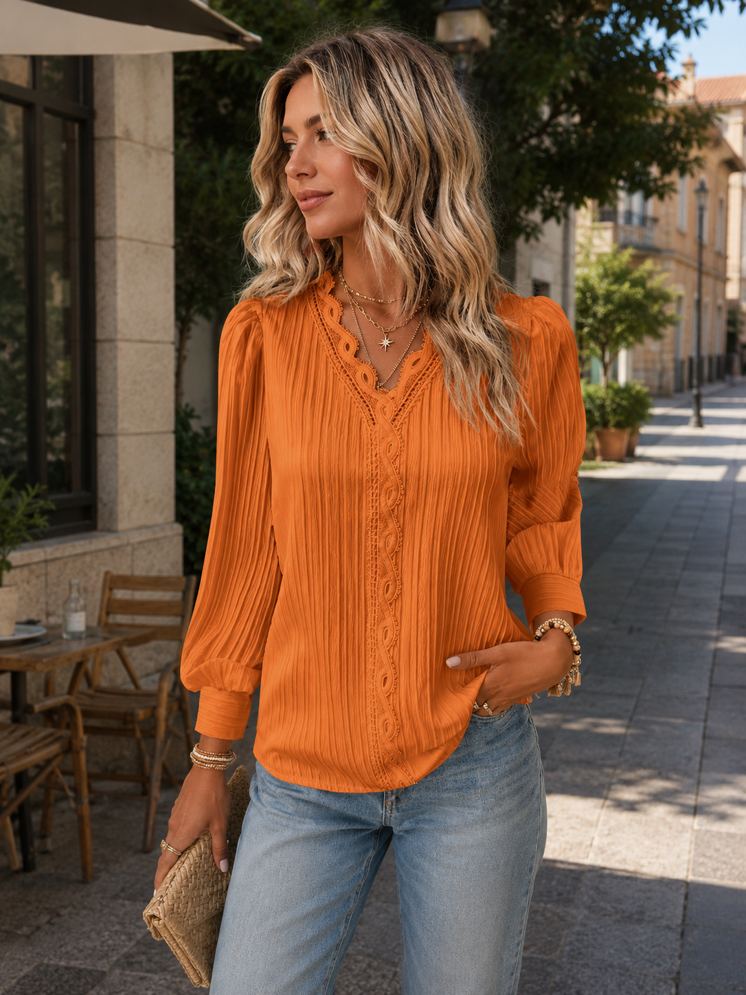 Eloise III | Blusa Satinada con Detalle